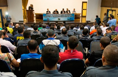 Treinamento de fiscalização de cargas