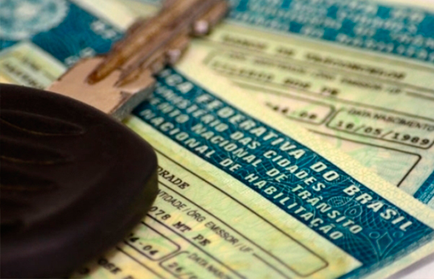 Autoescolas de SP são investigadas por suspeita de fraude