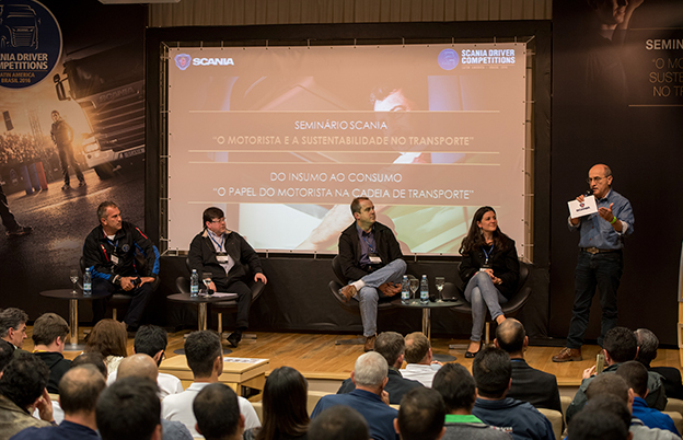 Seminário Scania aborda sustentabilidade e valorização do caminhoneiro