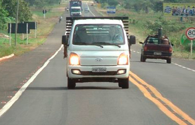Colisões frontais caem com a vigência da lei do farol