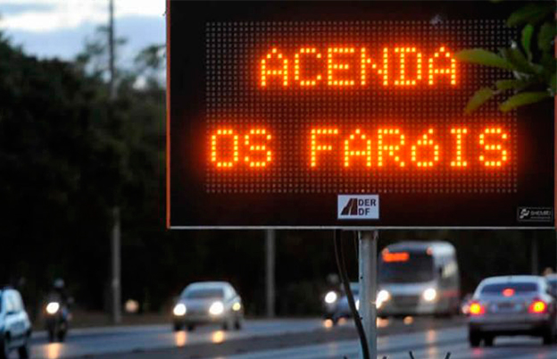 Lei do farol baixo ainda causa polêmica