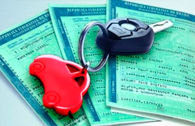 Licenciamento: outubro é vez de veículos com placas terminadas em 8 e caminhões com final 3, 4 ou 5