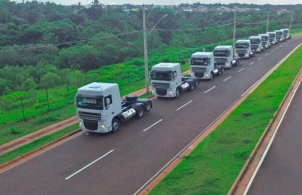 Caiobá Trucks Vende 10 Caminhões Daf Xf105 No Mato Grosso Do Sul Na Boléia