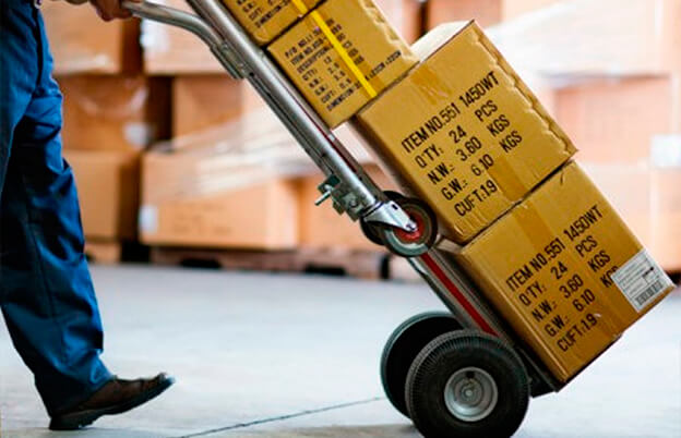 Serviços de transporte, armazenagem e correio caem 7,6% em 2016