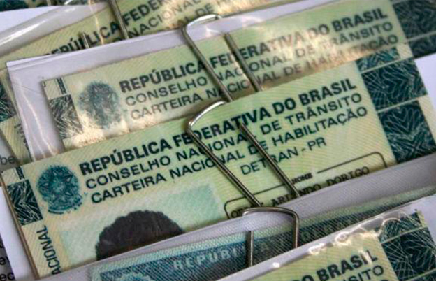 Portugueses lideram ranking de estrangeiros com CNH em SP