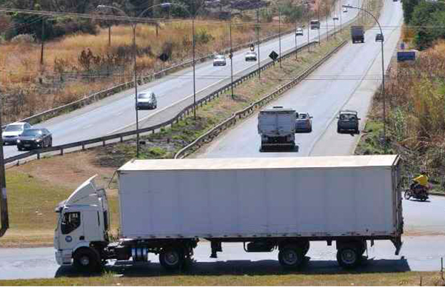 Brasil gasta o equivalente a 11,6% do PIB com logística em rodovias