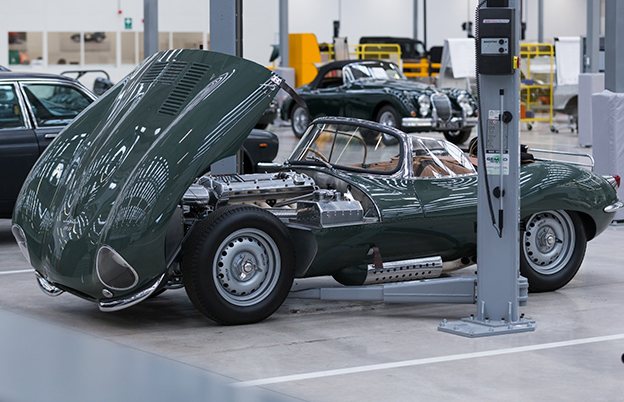 Jaguar Land Rover inaugura instalação dedicada somente aos  clássicos