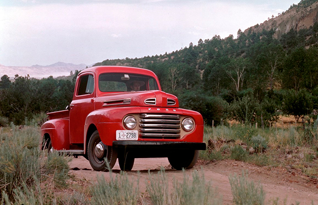 1948 Ford F-1