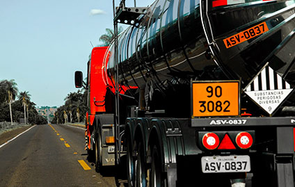 Normas ABNT para transporte de produtos perigosos tem versão personalizada