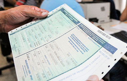 Documento de veículo com porte obrigatório terá versão digital