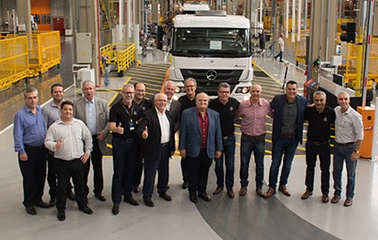 148-Mercedes-Benz-04-min