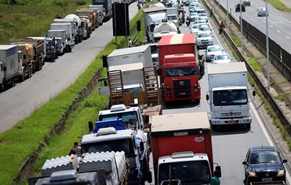 Tabela com valores mínimos de fretes: polêmica continua