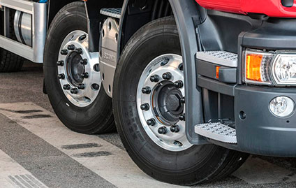 Dicas para aumentar a vida útil dos pneus de veículos de carga