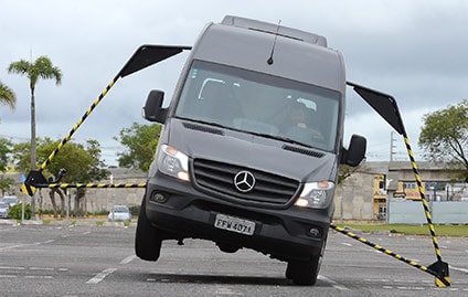 Sistema para controle de estabilidade da Sprinter Mercedes-Benz