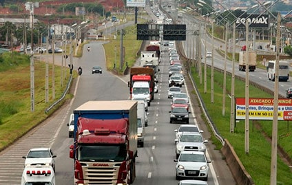 Causas de acidentes e mortes mais comuns em rodovias nos feriados