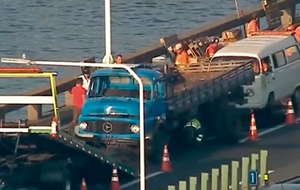 REVISTA Impressa – Tombamento de caminhões: Situações comuns. Erros recorrentes