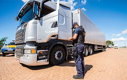 ANTT intensifica fiscalização a veículos de carga no RJ