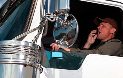 Caminhoneiros são os profissionais que mais morrem em acidentes durante o trabalho