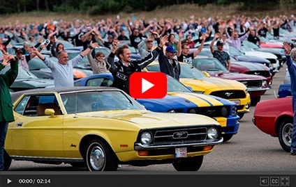 Ford promove Caravana de Mustangs e bate recorde mundial