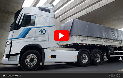 Volvo lança Série Especial do FH em celebração aos seus 40 anos