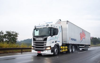 PepsiCo investe em renovação da frota com caminhões a GNV da Scania