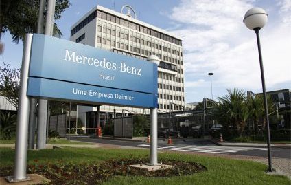 Mercedes-Benz reduz consumo de 10,4 milhões de folhas de papel