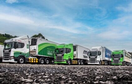 Scania vende para a TransMaroni a maior frota de caminhões a gás no Brasil