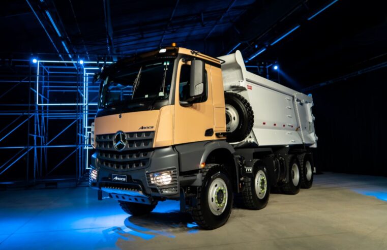 Mercedes-Benz lança Arocs 8×4, sua grande aposta no off-road