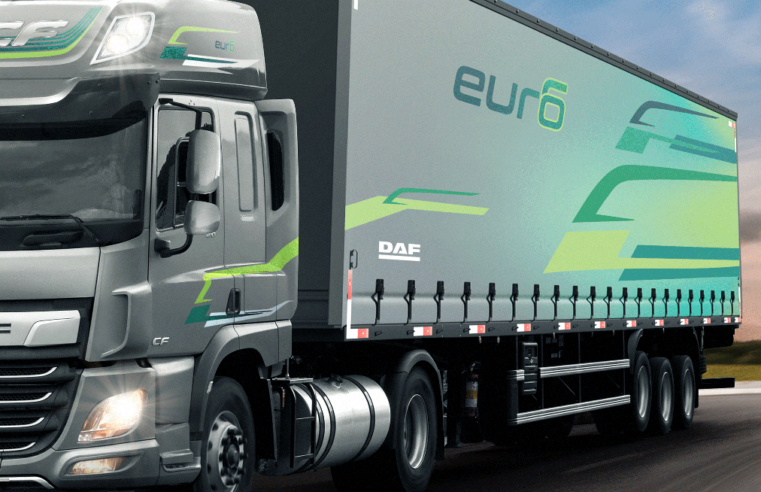 DAF entrega o seu primeiro caminhão com motorização Euro 6 no Brasil