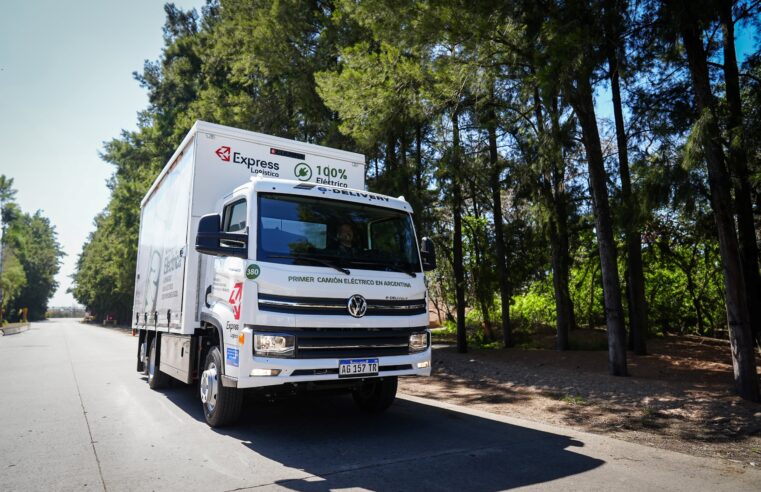 Volkswagen Caminhões entrega o primeiro caminhão elétrico da Argentina