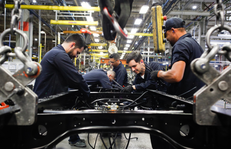 Fábrica da Volkswagen Caminhões abre inscrições para o Formare 2024