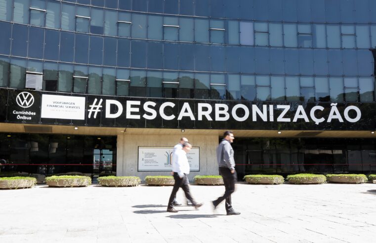 Volkswagen Caminhões alcança 71% de energia limpa em sua operação