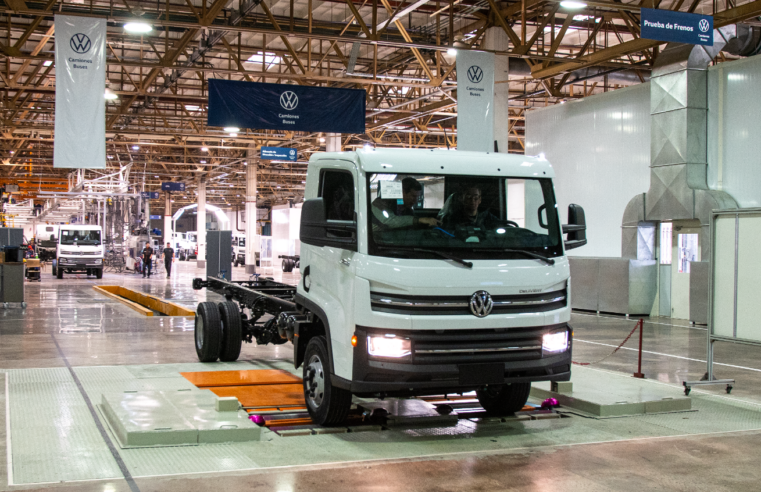 Volkswagen Caminhões intensifica inicia produção de veículos na Argentina