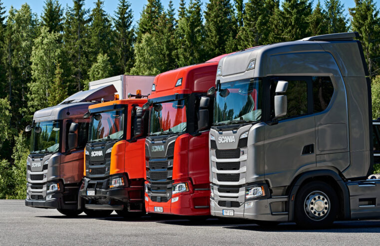 Caminhões Scania na Rota Azul da Cetric