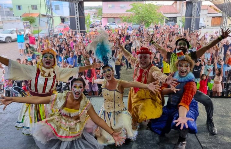 Projeto leva arte a comunidades carentes a bordo do VW Constellation