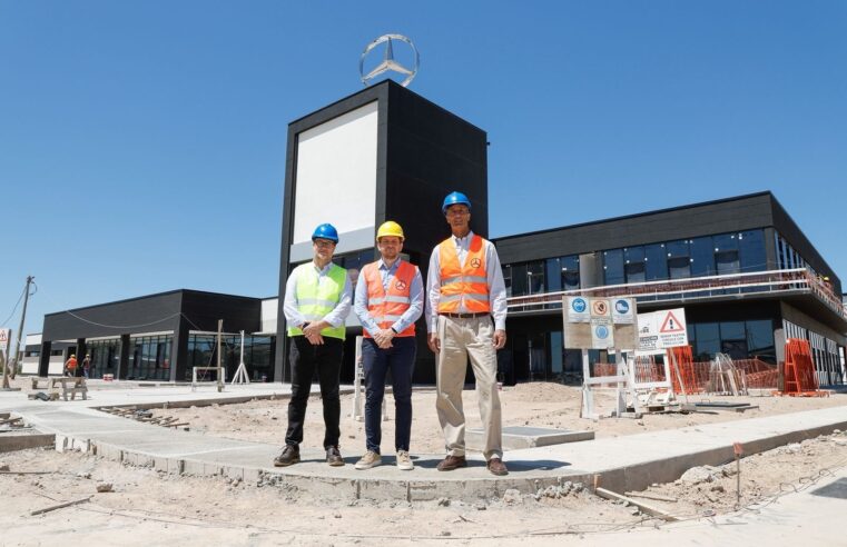 Mercedes-Benz firma parceria para promover qualificação profissional