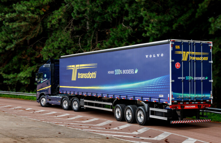 Volvo agrega caminhões 100% Biodiesel no transporte para a fábrica em Curitiba